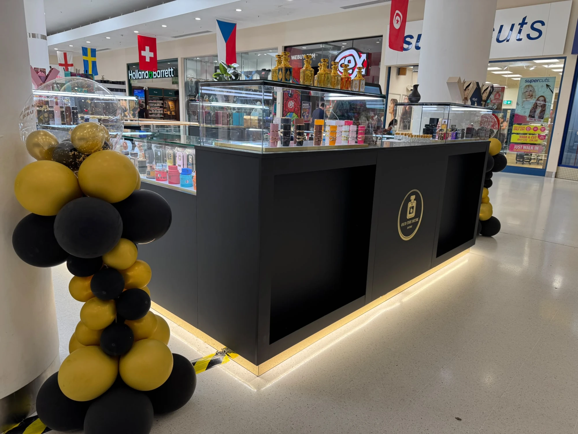 Oud The Musk kiosk opening — UK shopping centre